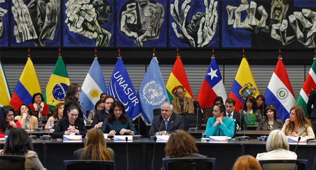 UNASUR y ONU MUJERES impulsan la igualdad de género en la Región