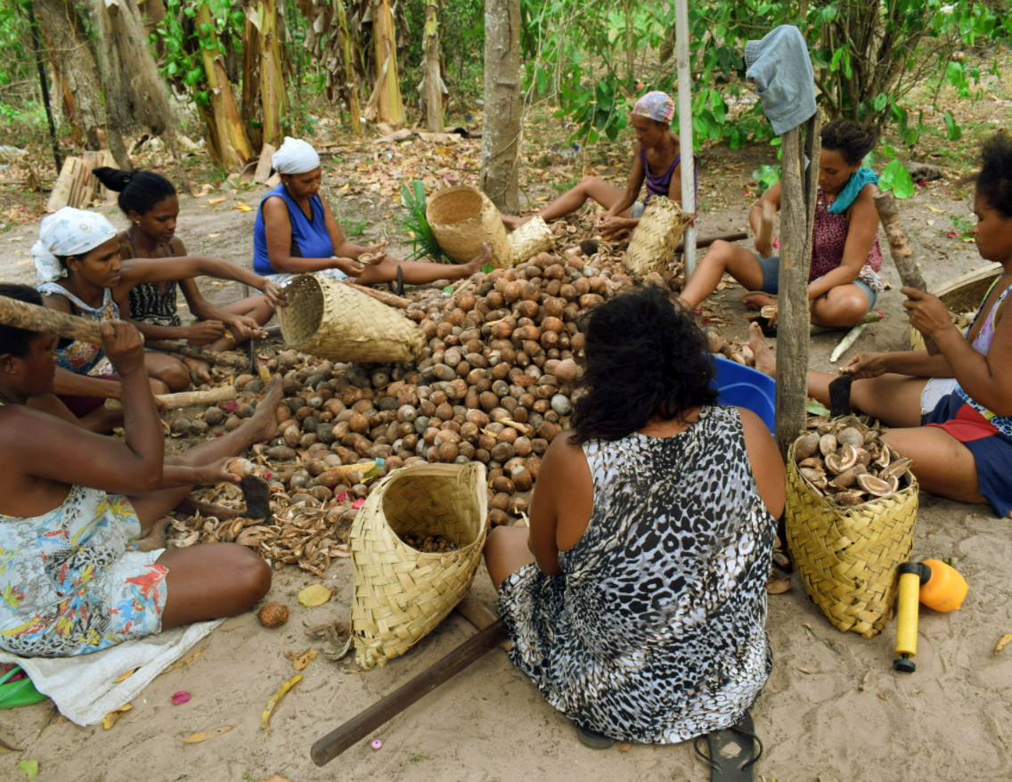 Mujeres quilombolas Brasil 07.png