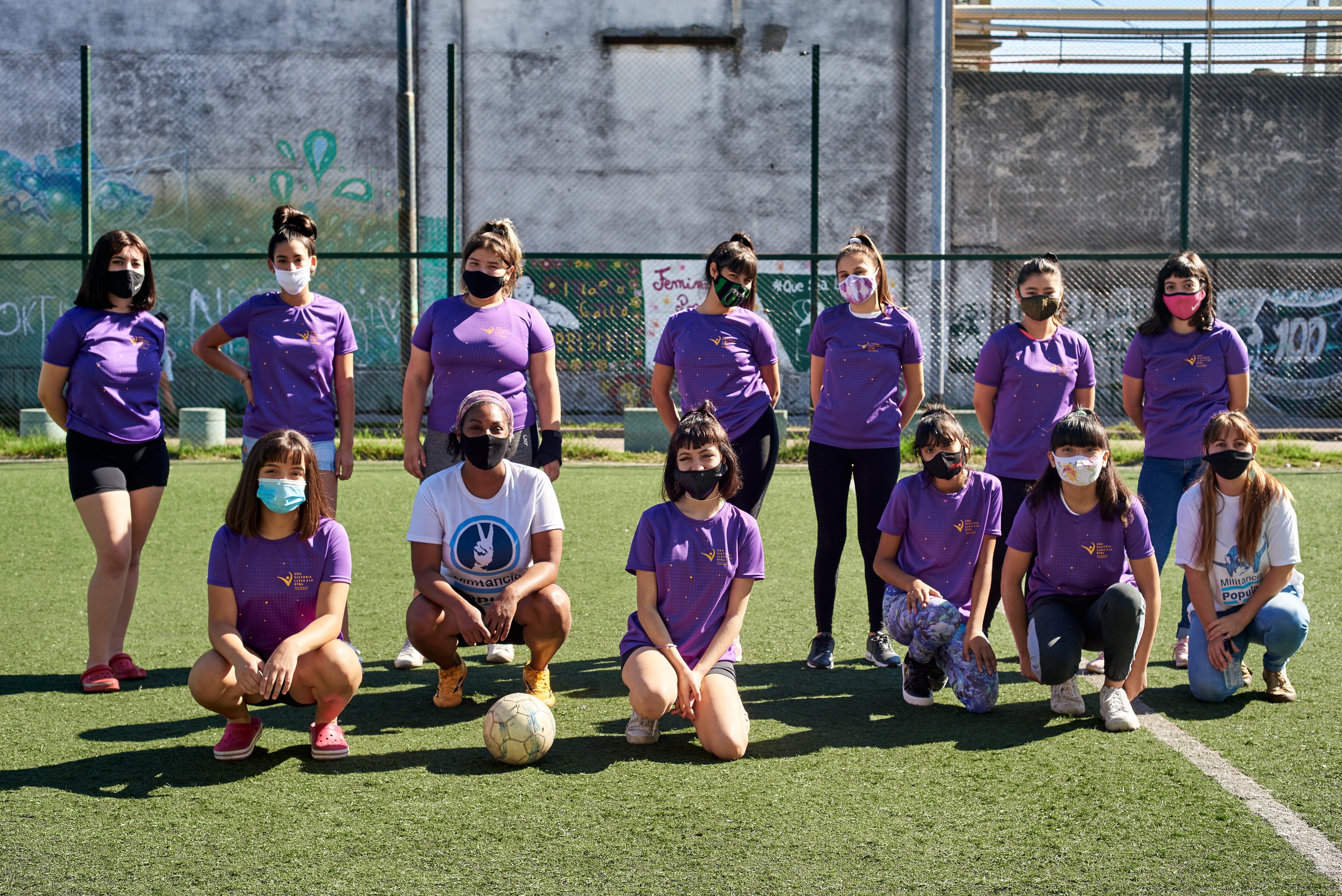 Niñas argentinas en canchas - UVLO