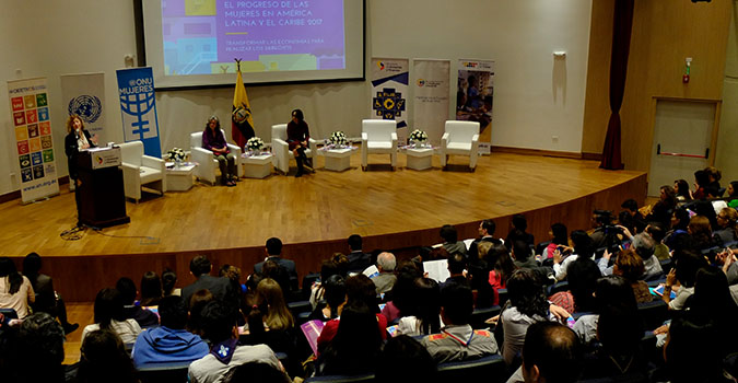 Panel de presentación del informe El Progreso de las Mujeres en América latina y El Caribe - Quito Foto/ONU Mujeres Ec