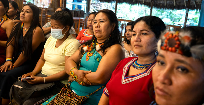 Mujeres de nacionalidades indígenas
